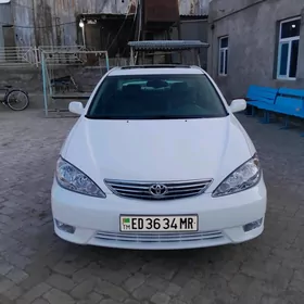 Toyota Camry 2004