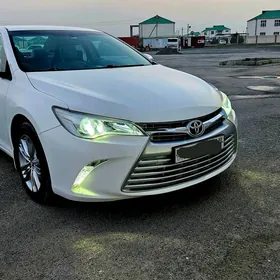 Toyota Camry 2016