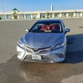 Toyota Camry 2020