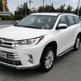 Toyota Highlander 2018