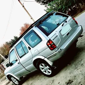 Nissan Pathfinder 1999