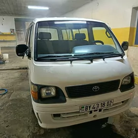 Toyota Hiace 2003