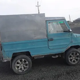 UAZ 452 1990