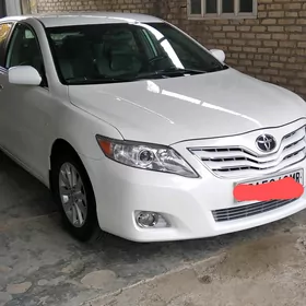 Toyota Camry 2011