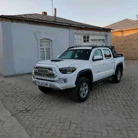 Toyota Tacoma 2019