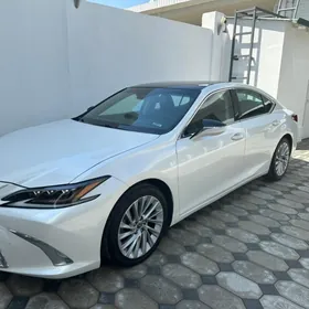 Lexus ES 350 2019