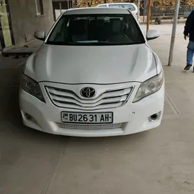 Toyota Camry 2010