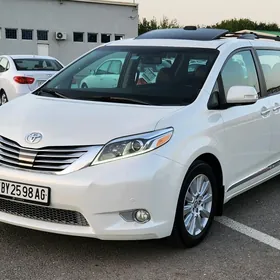 Toyota Sienna 2017