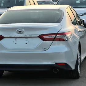 Toyota Camry 2020