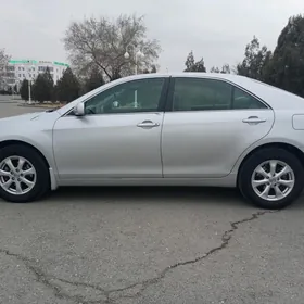 Toyota Camry 2010