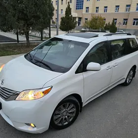 Toyota Sienna 2017