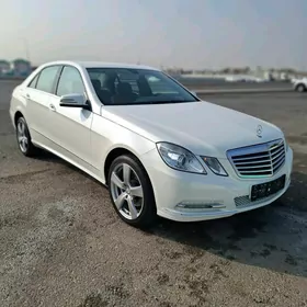 Mercedes-Benz E350 2011