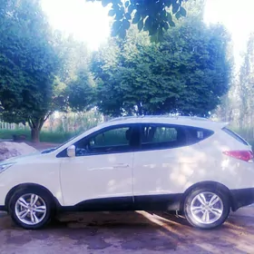 Hyundai Tucson 2011