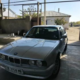 BMW 525 1989