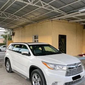 Toyota Highlander 2015