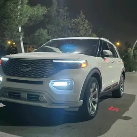 Ford Explorer 2020