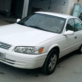 Toyota Camry 1999