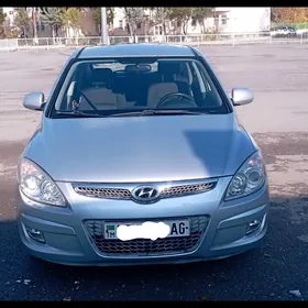 Hyundai I30 2010