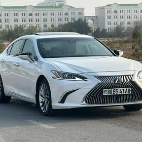 Lexus ES 350 2020