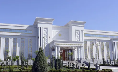 Halk Maslahatynyň Başlygy Türkmenistanyň Prezidentini BMG-niň täze Kararnamany kabul etmegi bilen gutlady