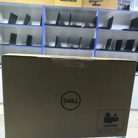 Dell Vostra 3520 i3 12/8Gb/512