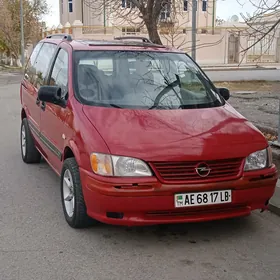 Opel Sintra 1997