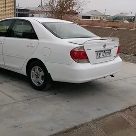 Toyota Camry 2003