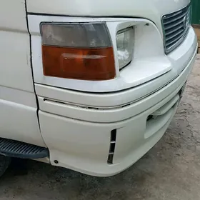 Toyota Hiace 2004