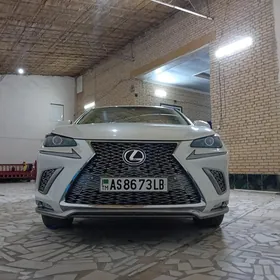 Lexus NX 300 2020