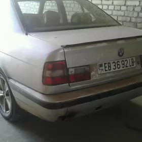 BMW 525 1992