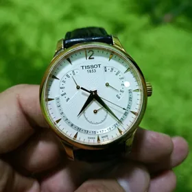 Tissot Sagat Часы