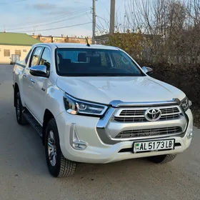 Toyota Hilux 2022