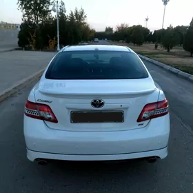 Toyota Camry 2010