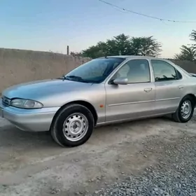 Ford Mondeo 1998