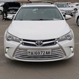 Toyota Camry 2017