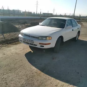 Toyota Camry 1992