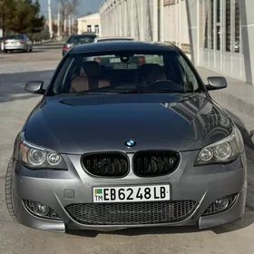 BMW E60 2003