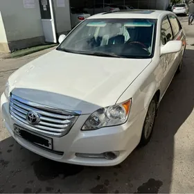 Toyota Avalon 2010