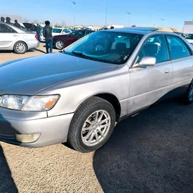 Lexus ES 300 1999