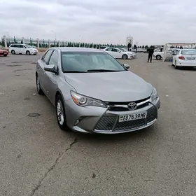 Toyota Camry 2016