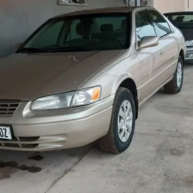 Toyota Camry 1998