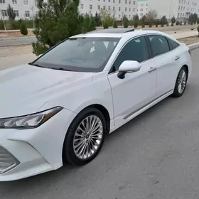 Toyota Avalon 2020