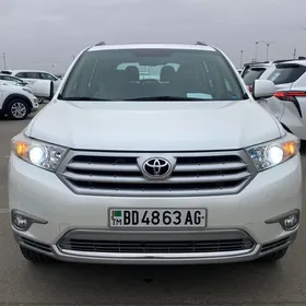 Toyota Highlander 2011