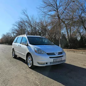 Toyota Sienna 2005