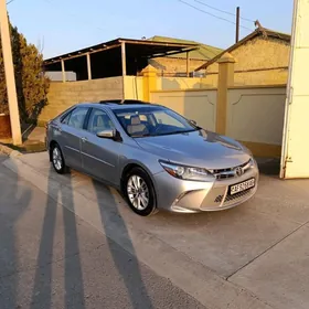 Toyota Camry 2016