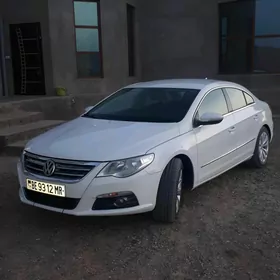 Volkswagen CC 2011