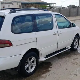 Toyota Sienna 1999