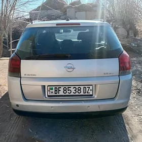 Opel Signum 2003