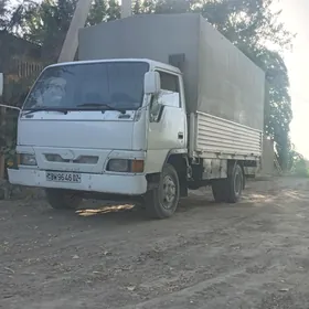 Mitsubishi Canter 2005