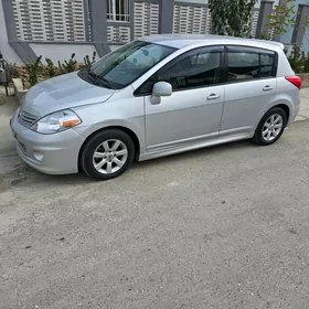 Nissan Versa 2010